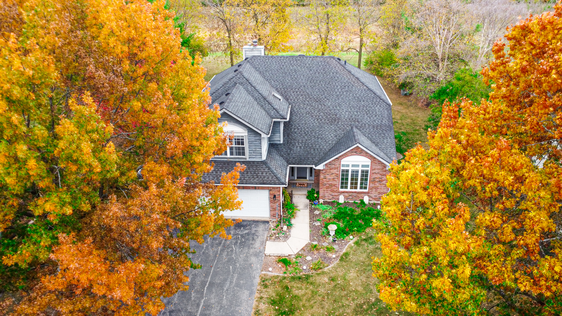 14818 S Hawthorn Circle