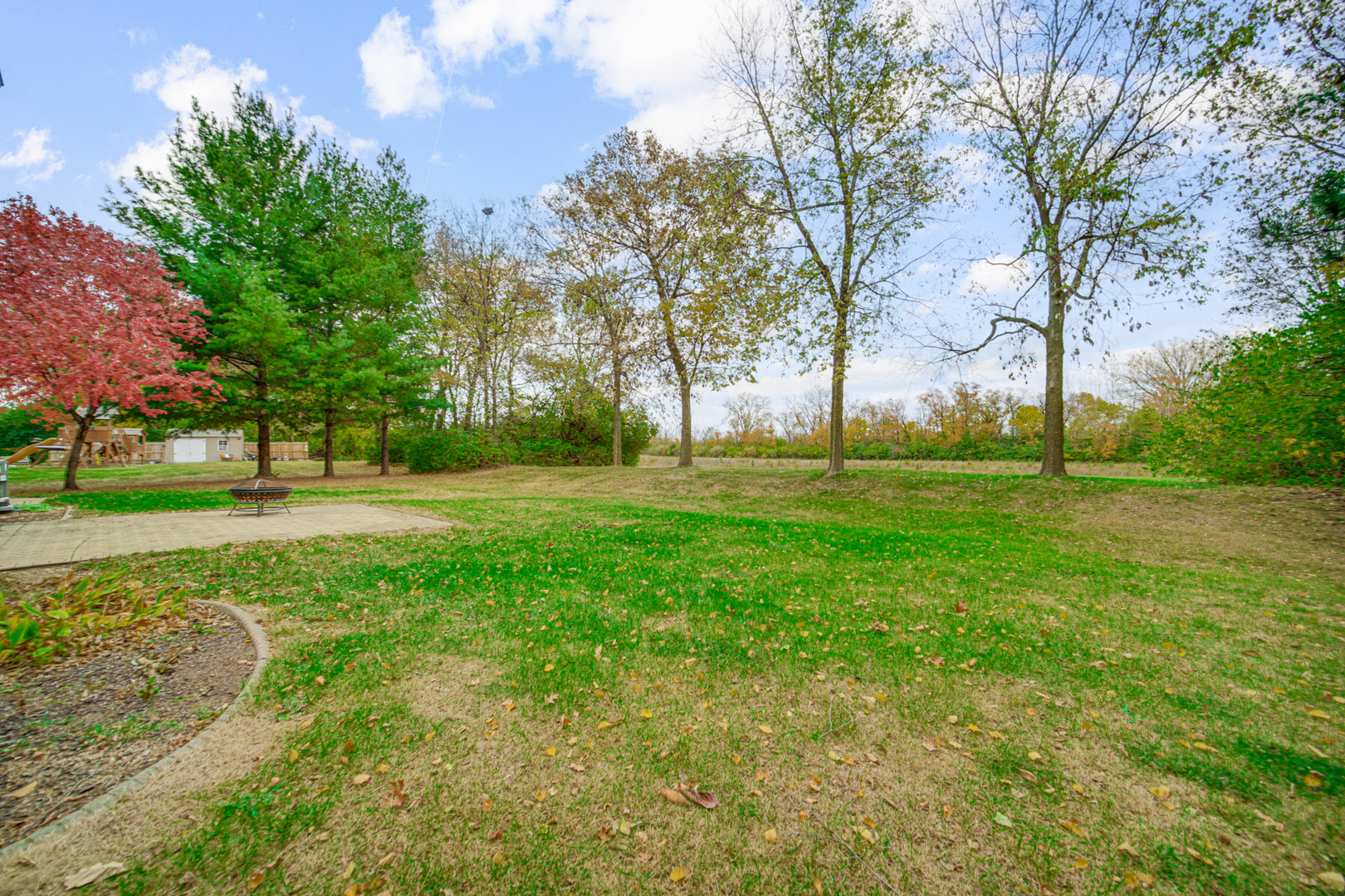 14818 S Hawthorn Circle