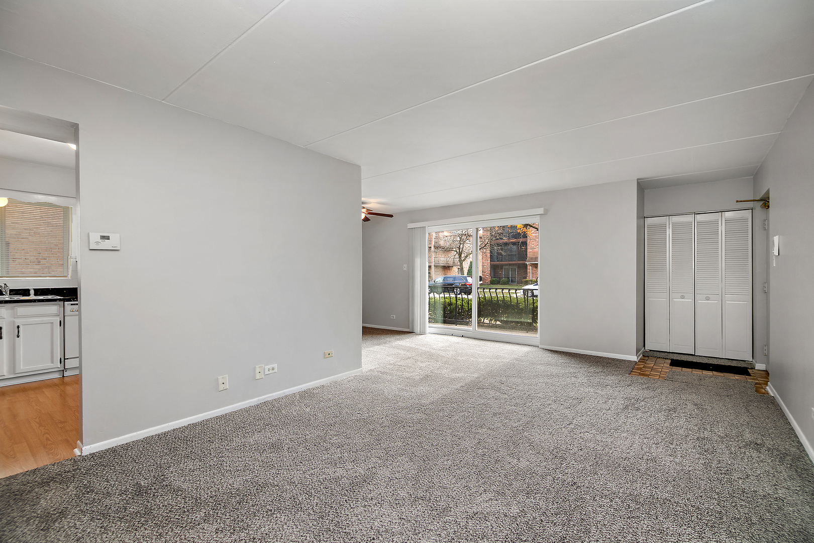 8154 168th Place Unit: 1-E