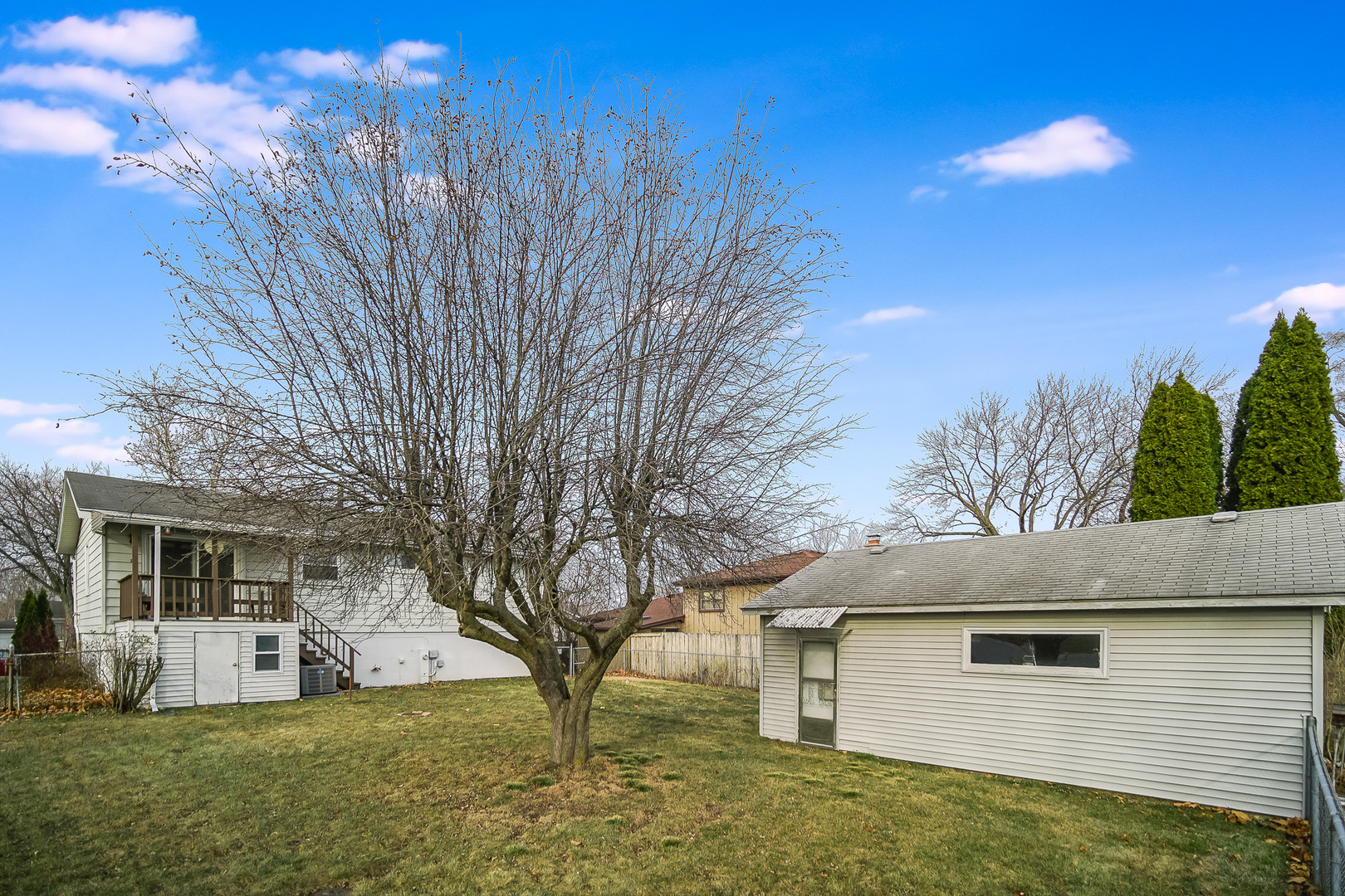 1418 Summit Drive