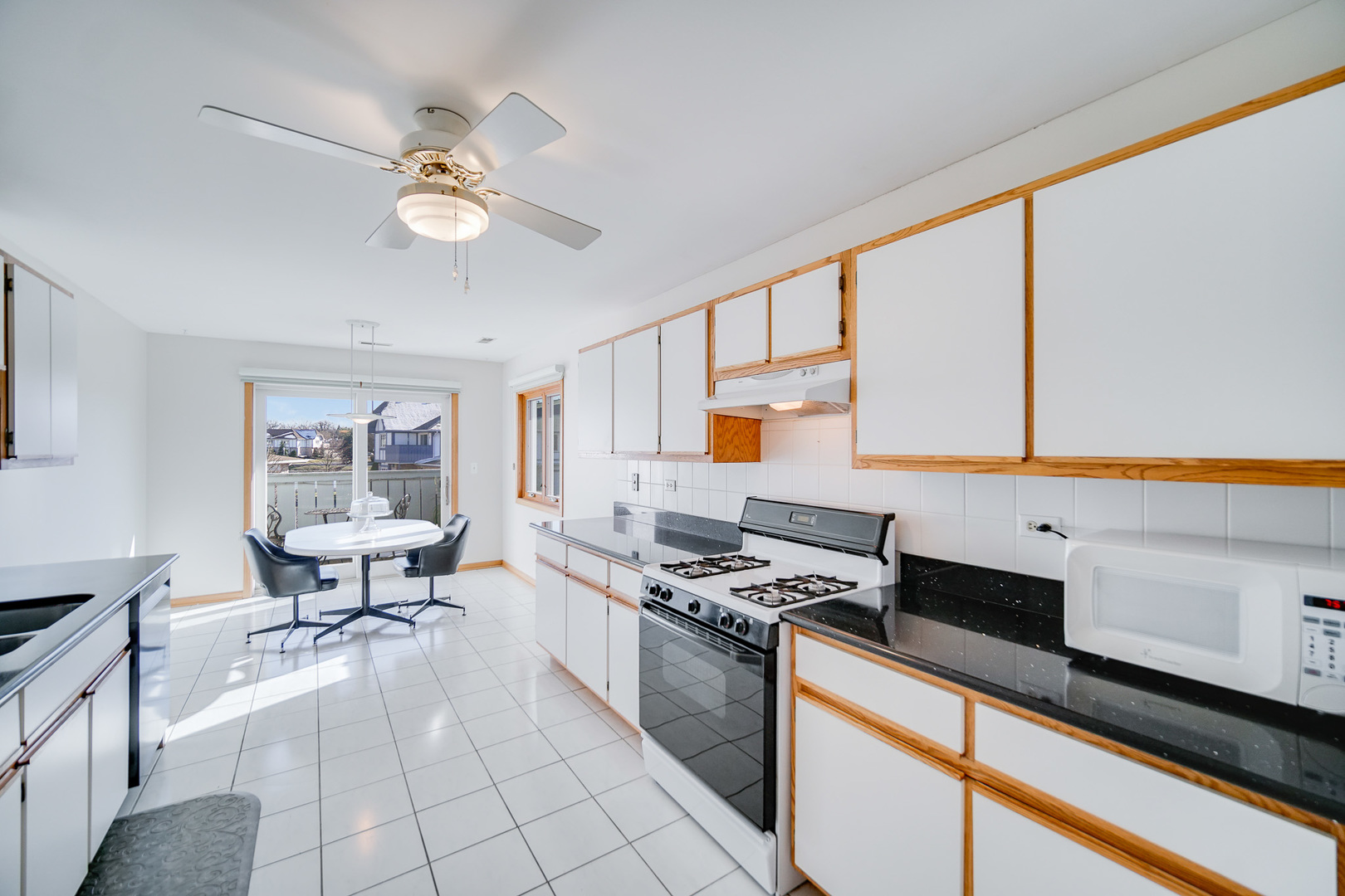 8 Saint Moritz Drive Unit: 201