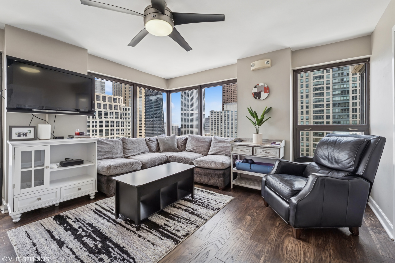 30 E Huron Street Unit: 3109