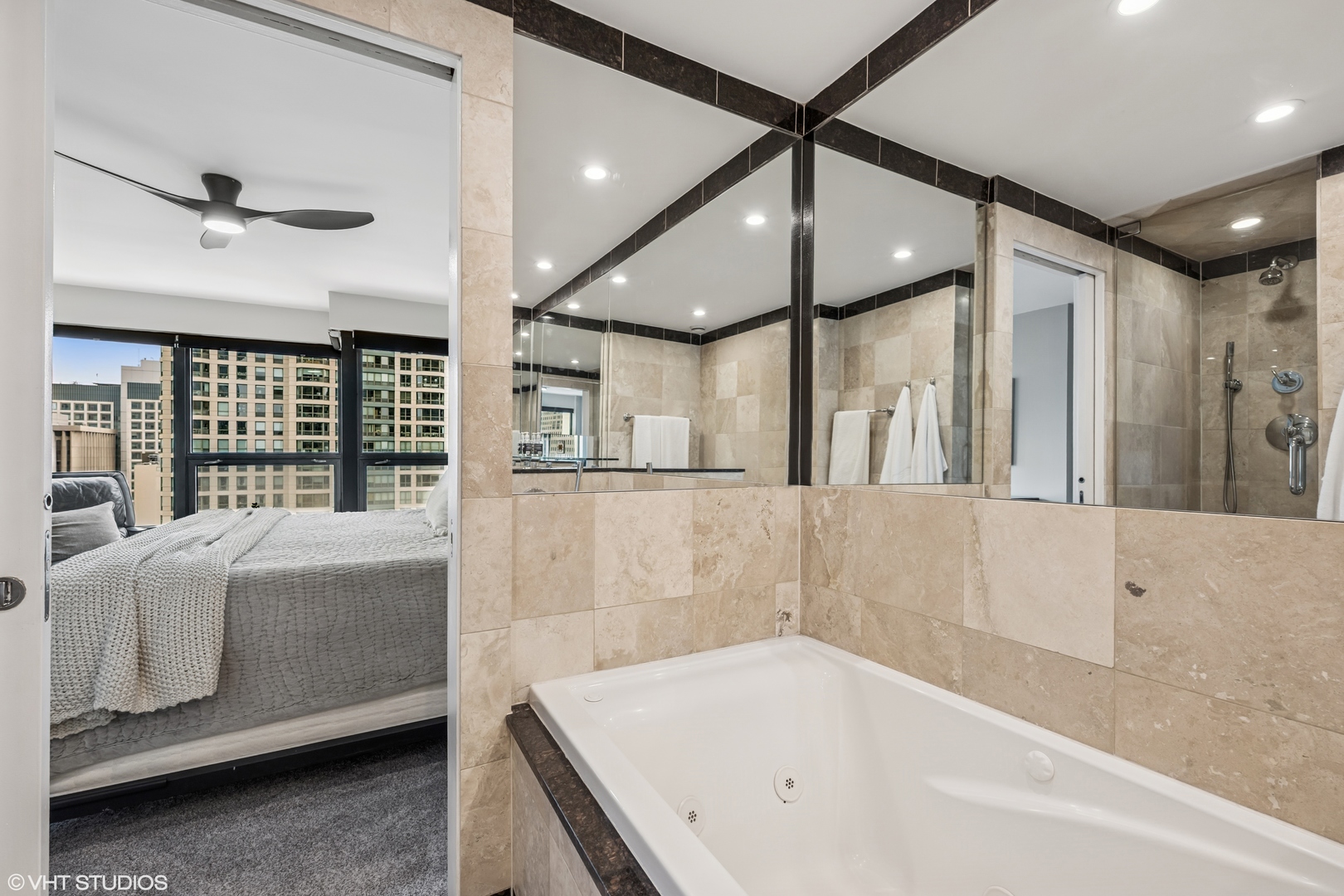 30 E Huron Street Unit: 3109