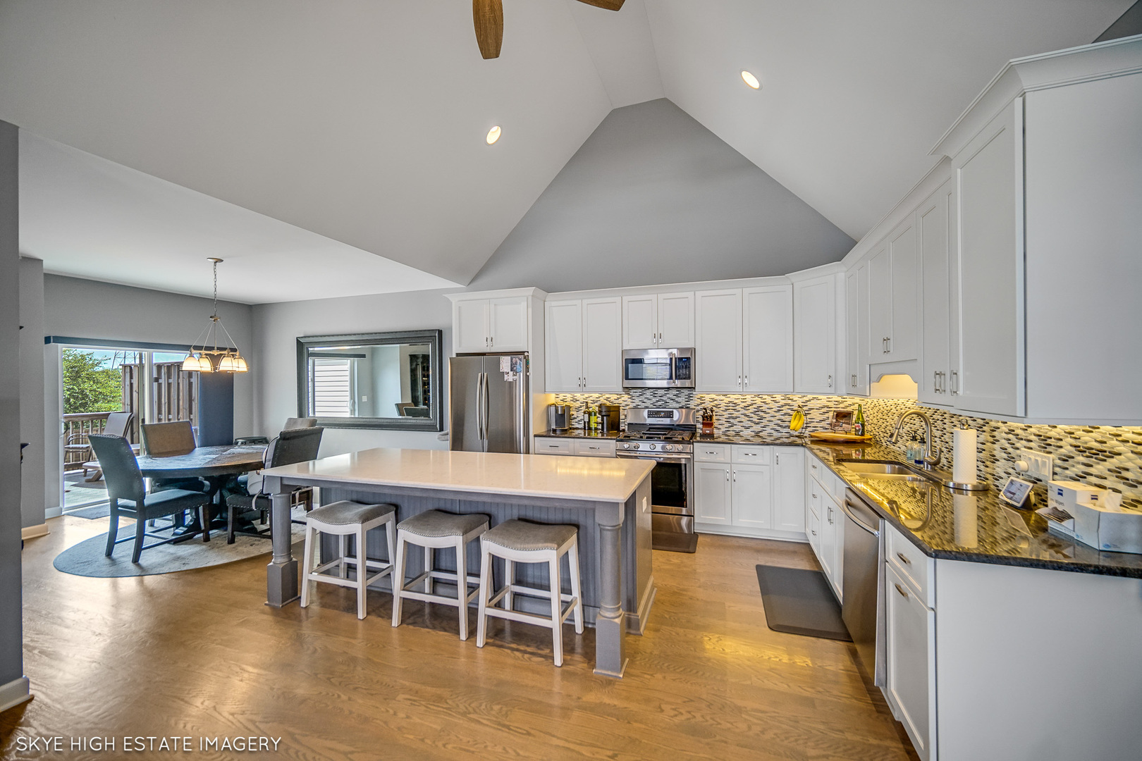 27251 W Deer Hollow Lane