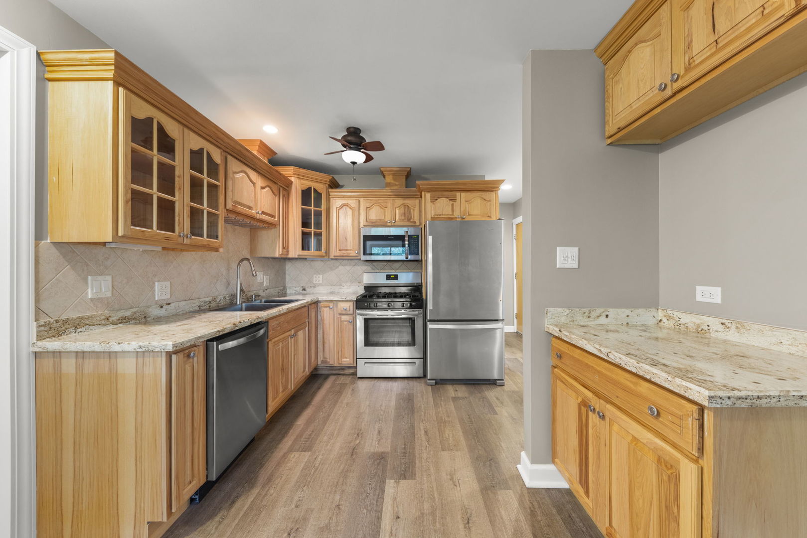 12820 S 71st Avenue Unit: 201