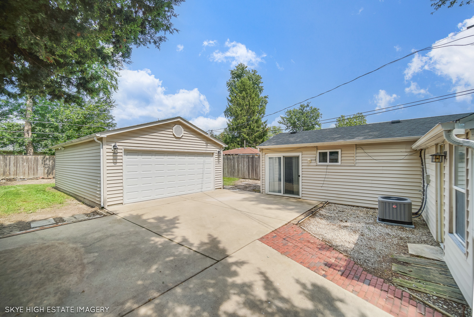 2417 Grape Street