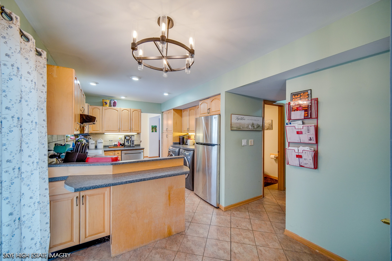 1465 Bridgeport Lane