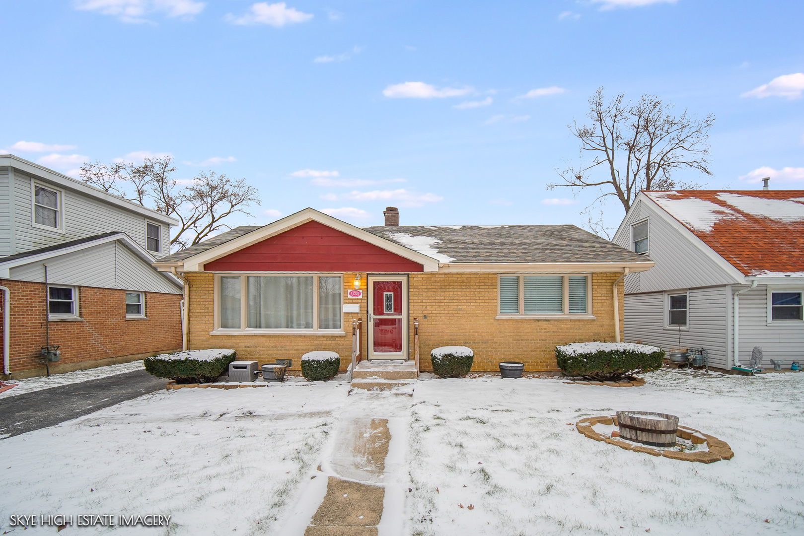 11326 S Nashville Avenue