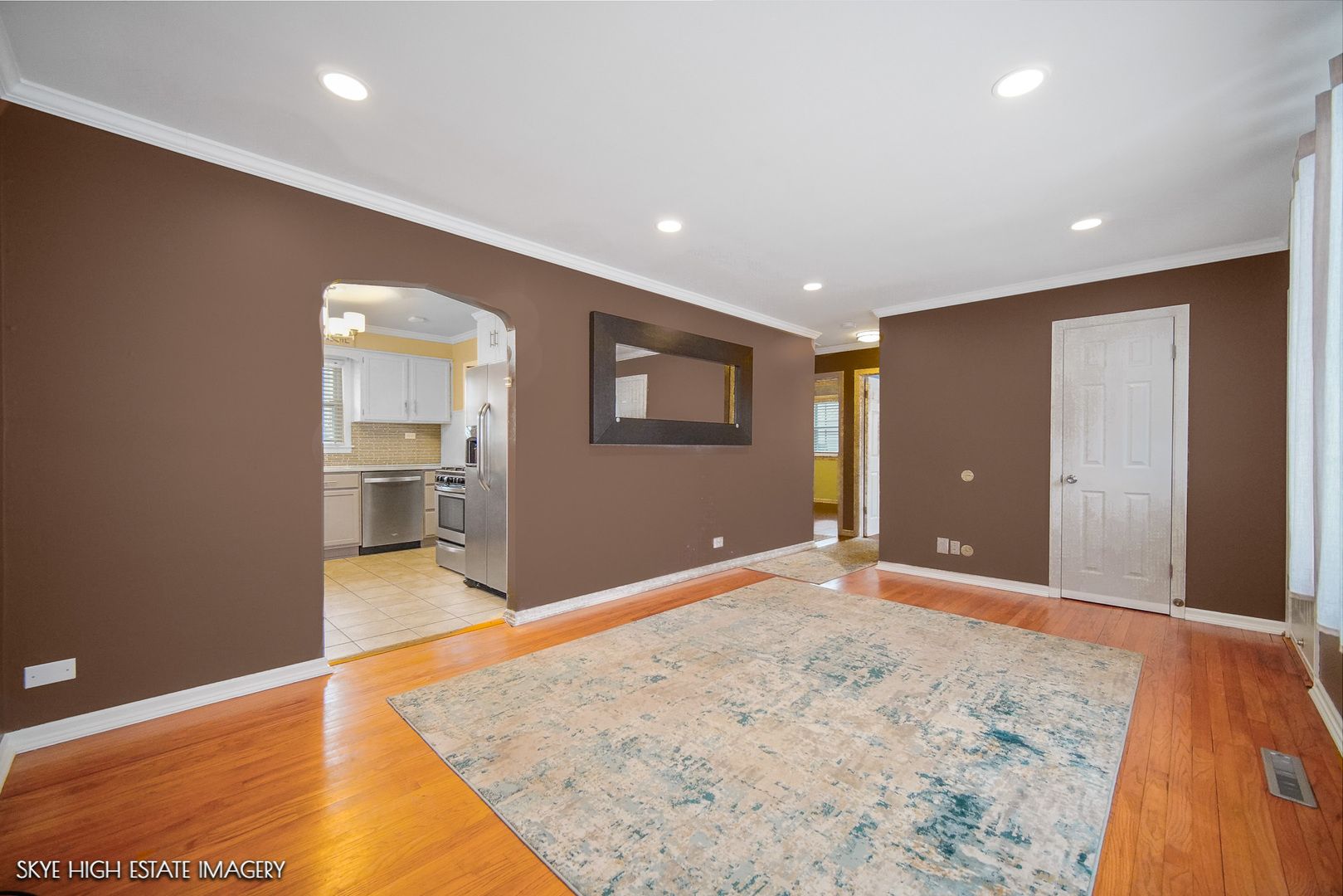 11326 S Nashville Avenue