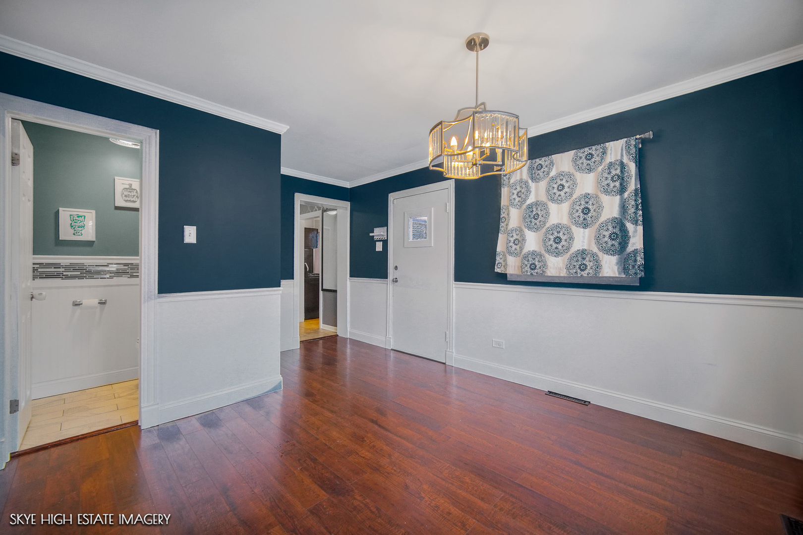 11326 S Nashville Avenue