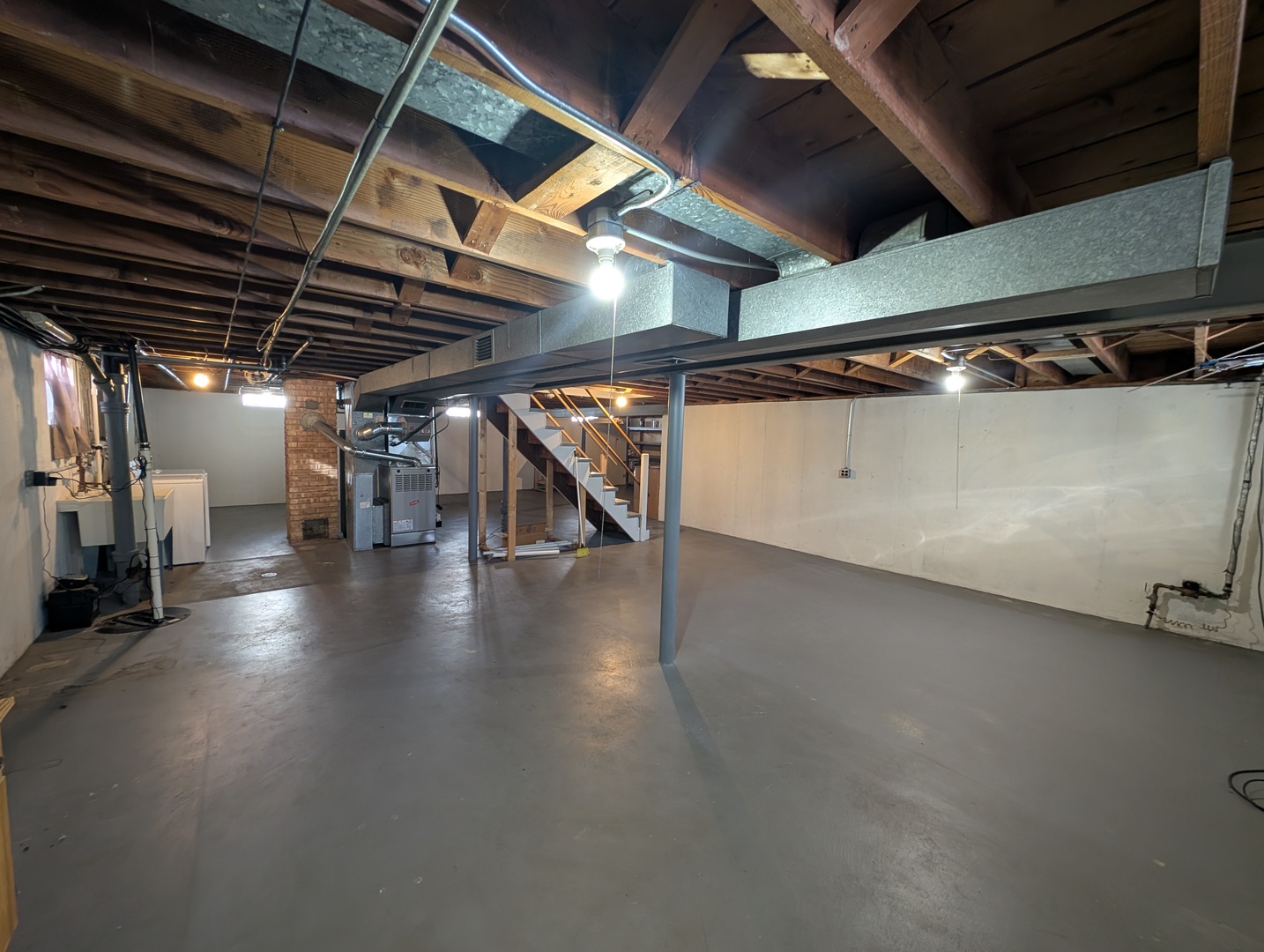 503 Lake Avenue