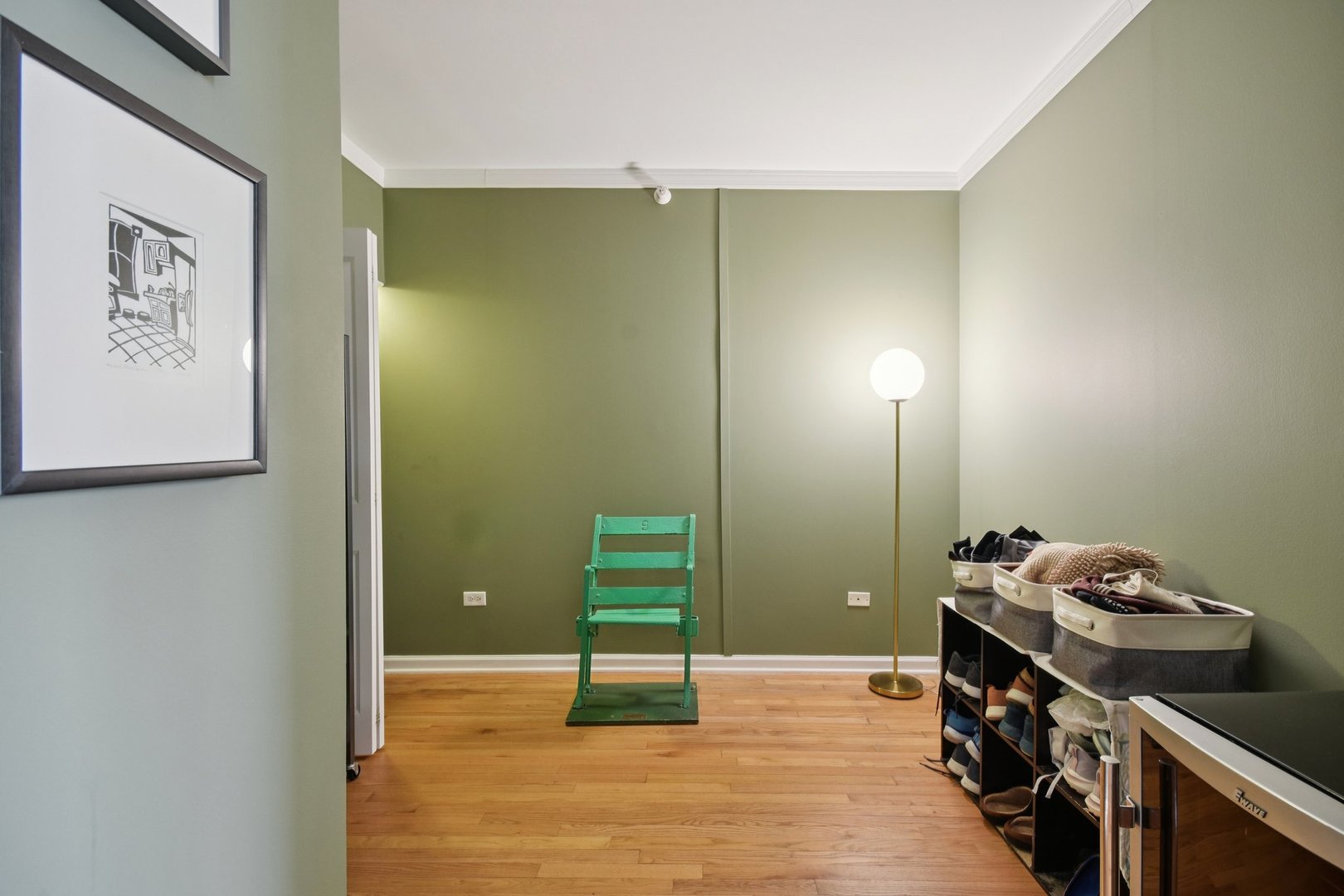 645 N KINGSBURY Street Unit: 2006