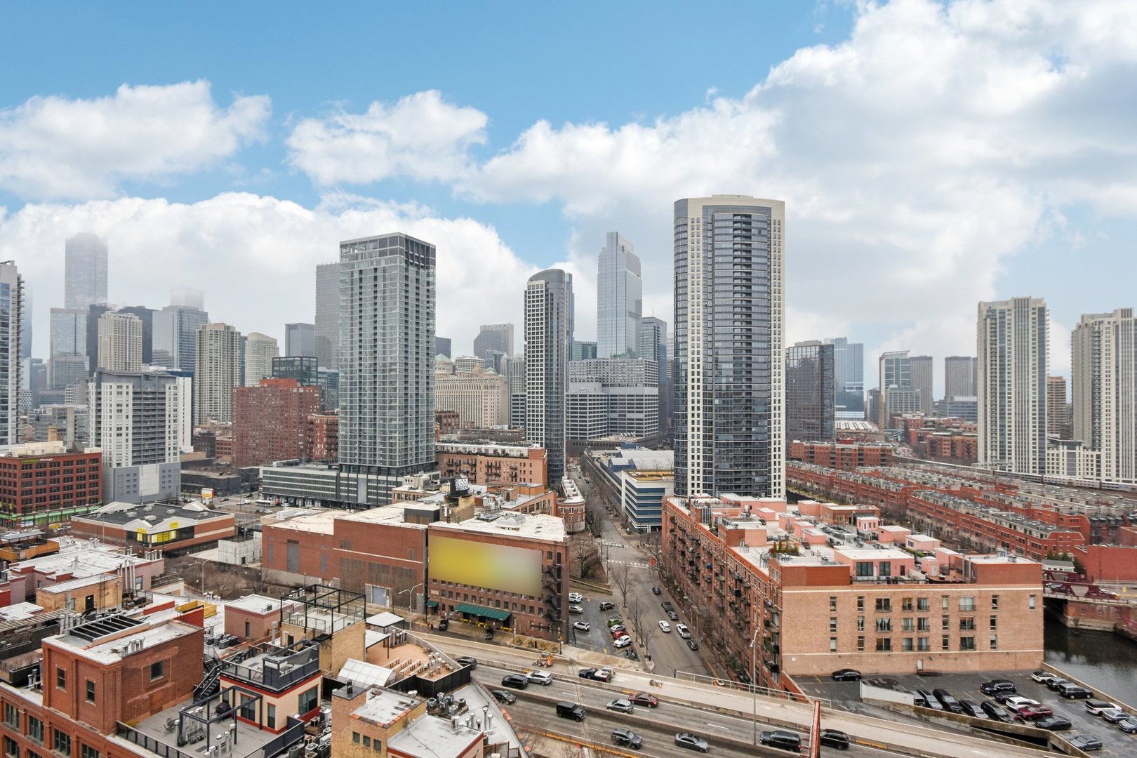 645 N KINGSBURY Street Unit: 2006