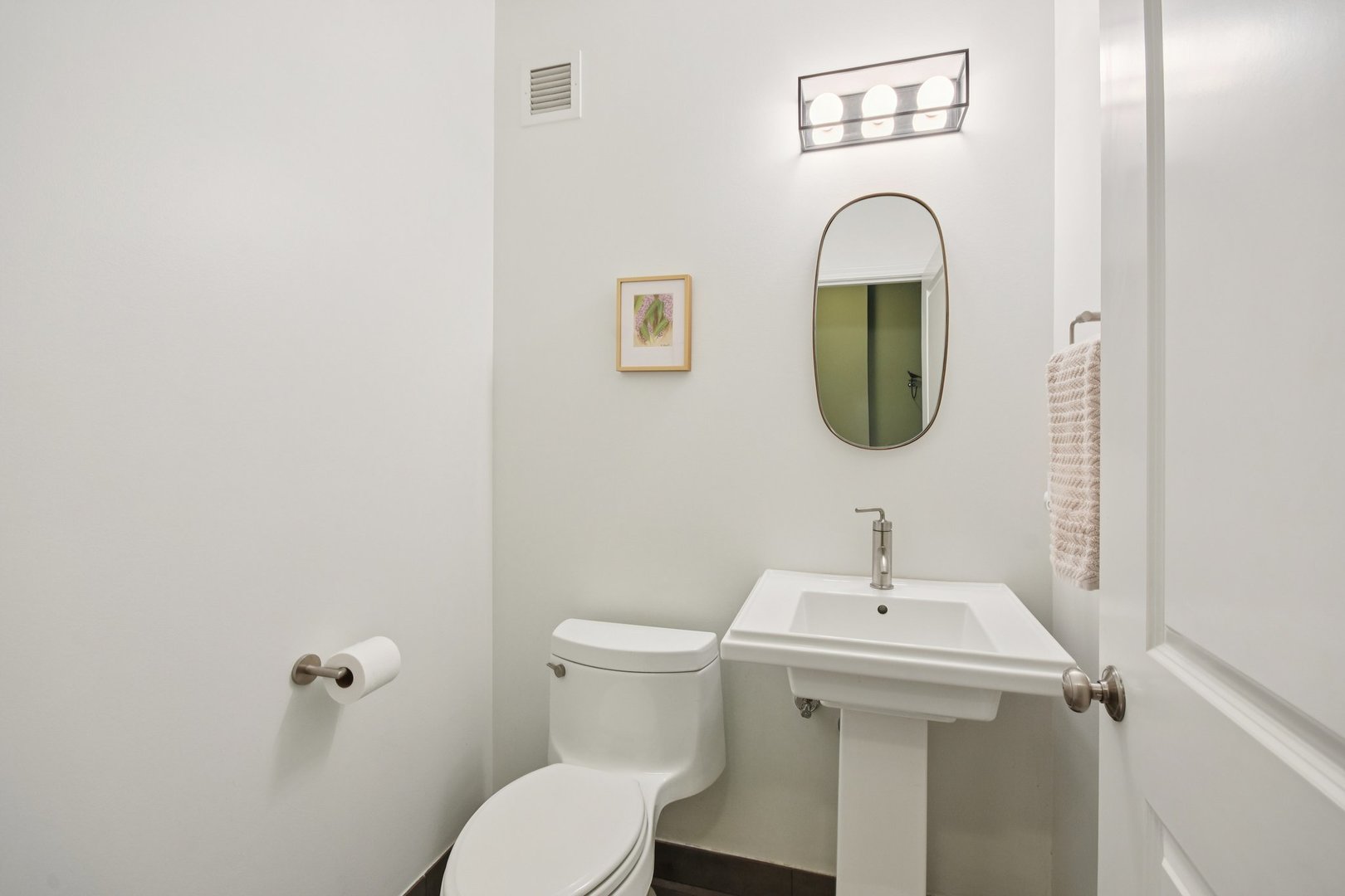 645 N KINGSBURY Street Unit: 2006