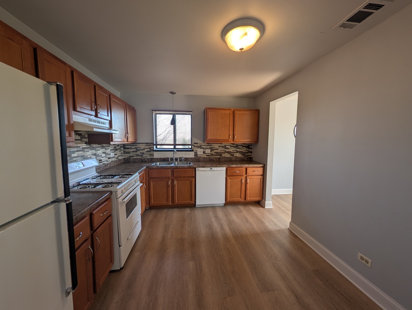 9024 Lincoln Court Unit: 306