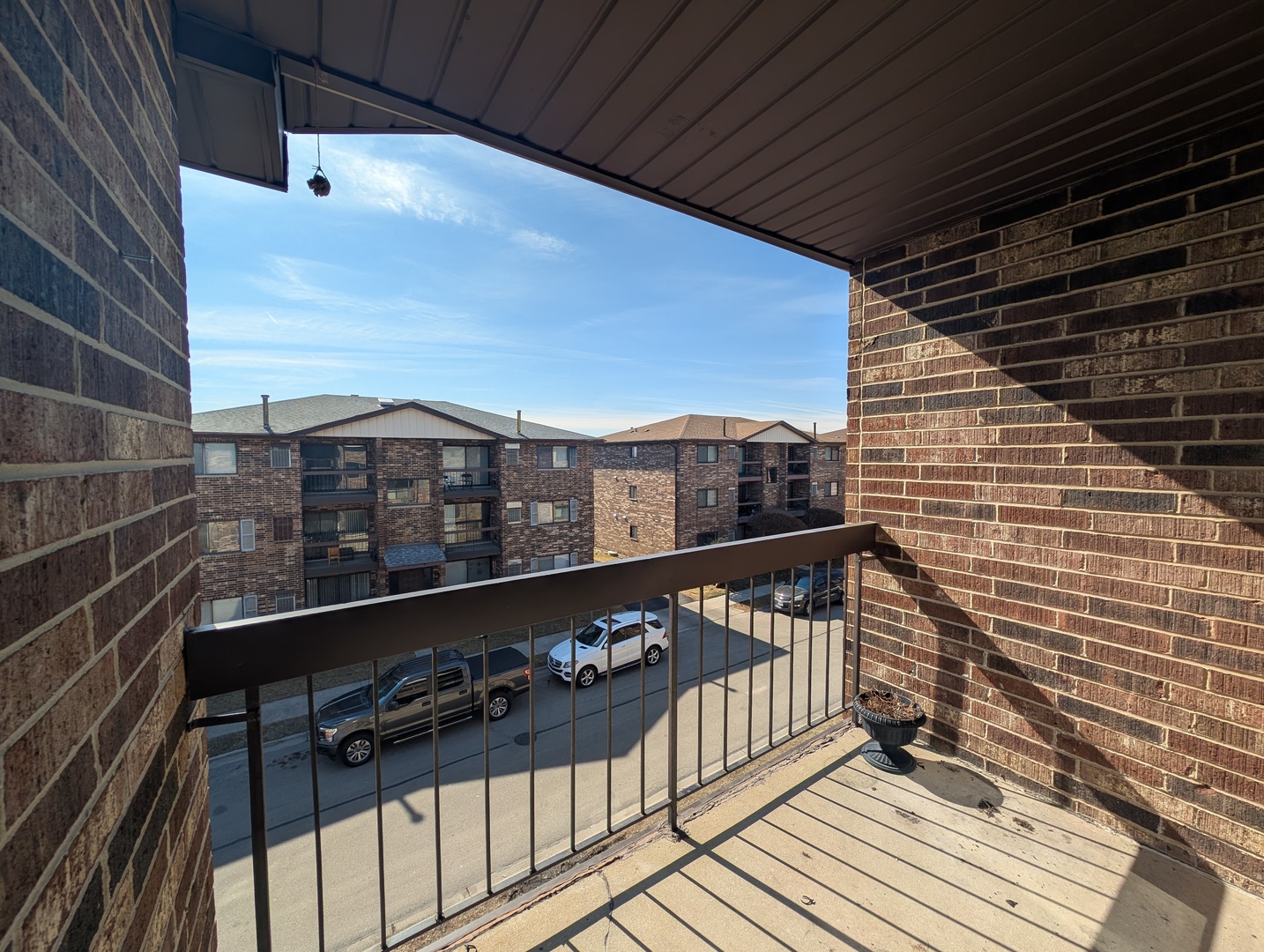 9024 Lincoln Court Unit: 306