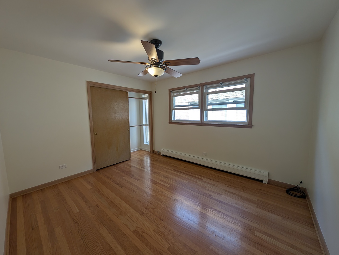 6537 N Natoma Avenue Unit: 2