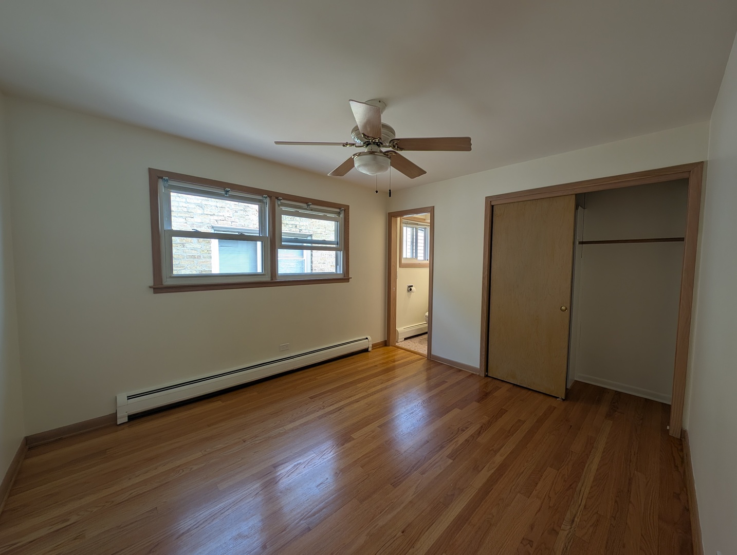 6537 N Natoma Avenue Unit: 2