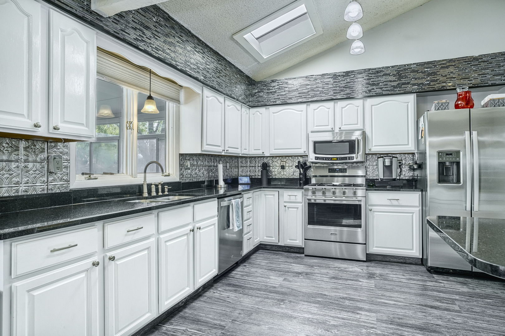 5060 W 87th Place