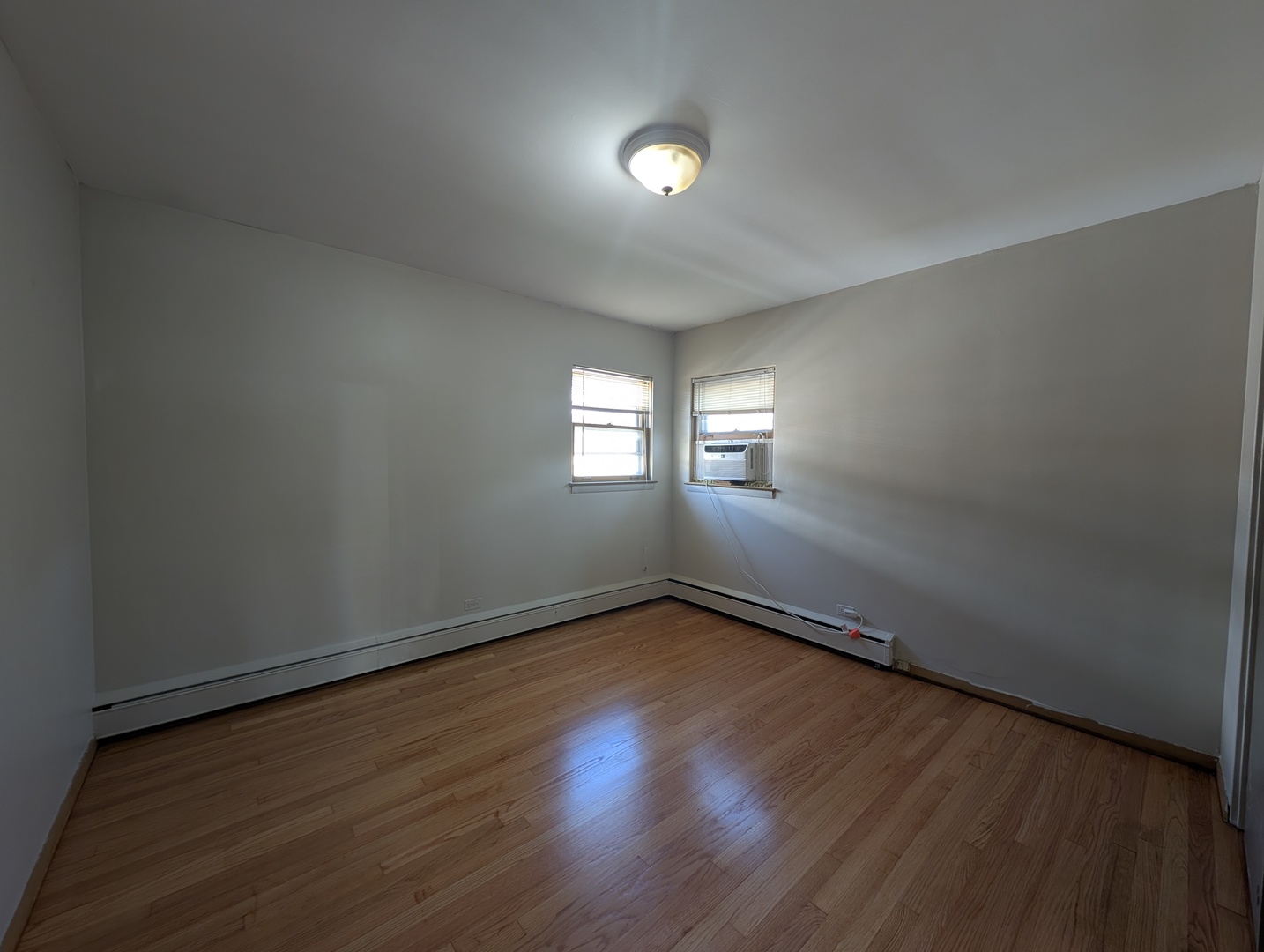 300 Burlington Avenue Unit: 2NDFL