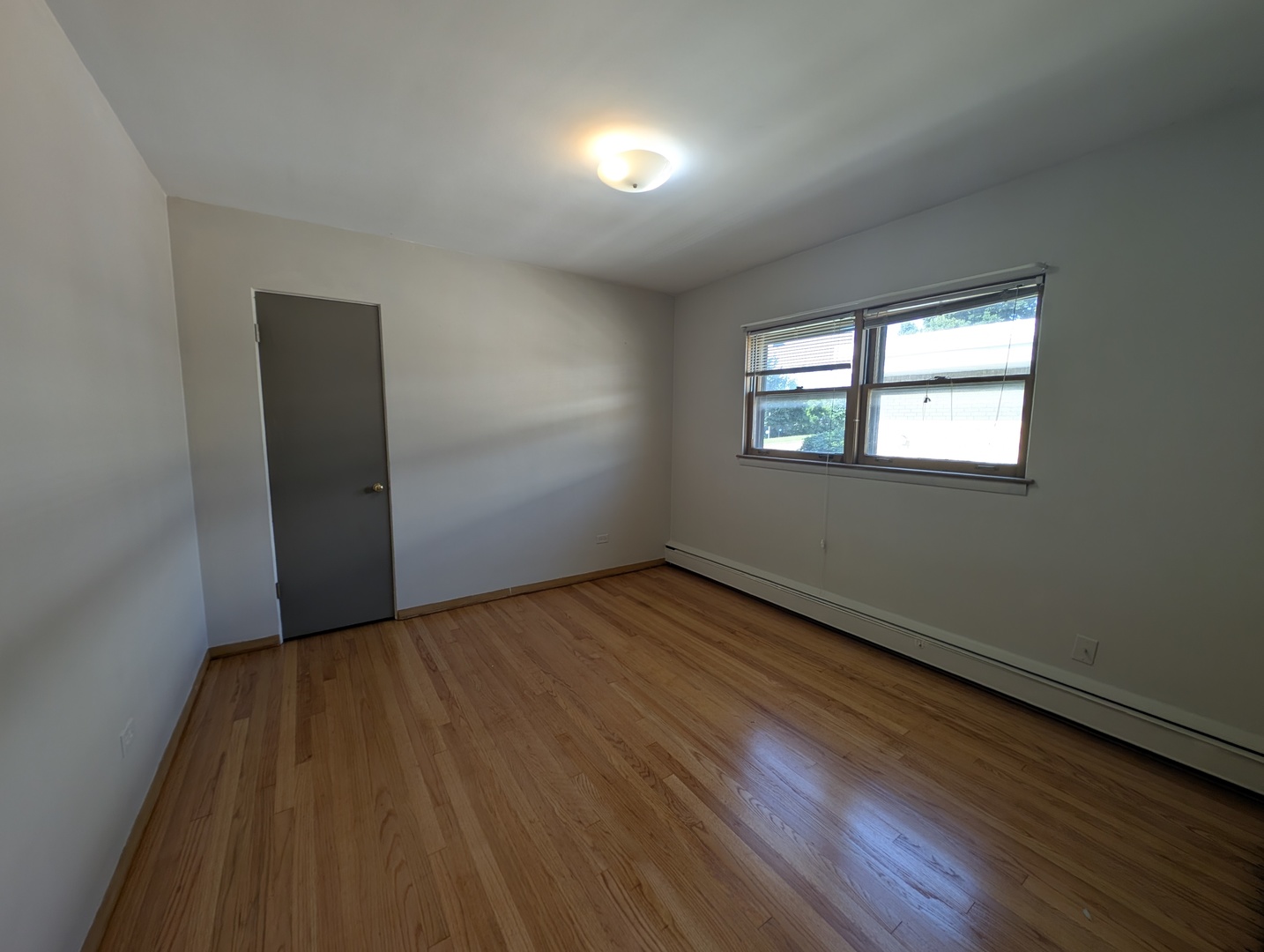 300 Burlington Avenue Unit: 2NDFL