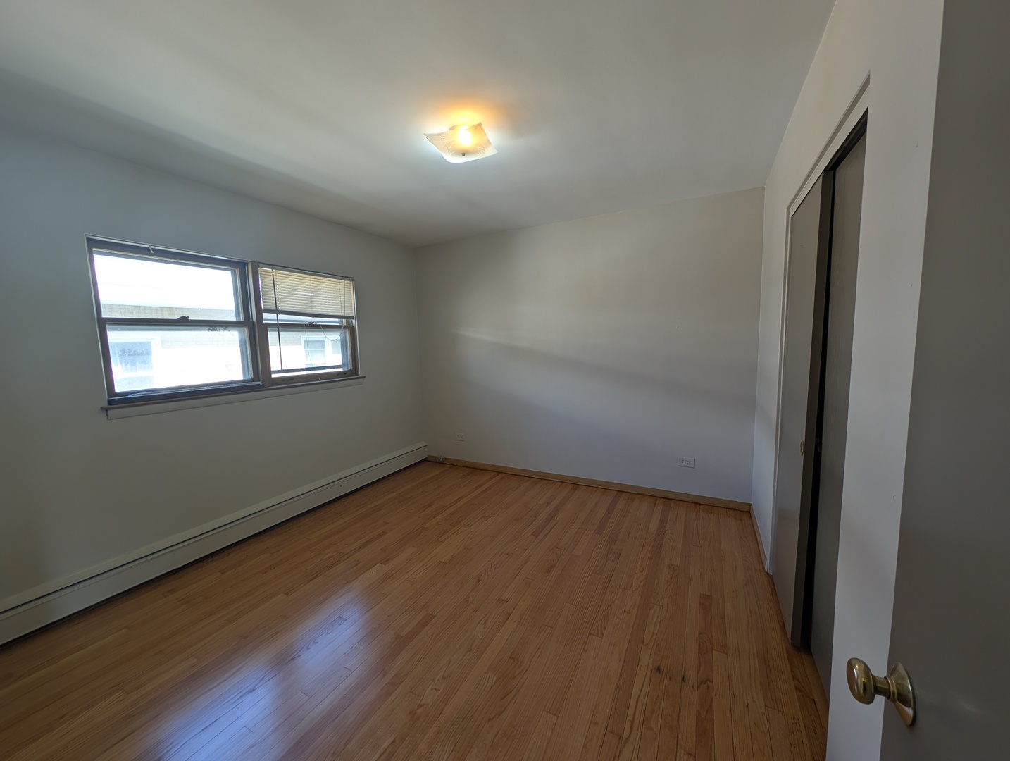 300 Burlington Avenue Unit: 2NDFL