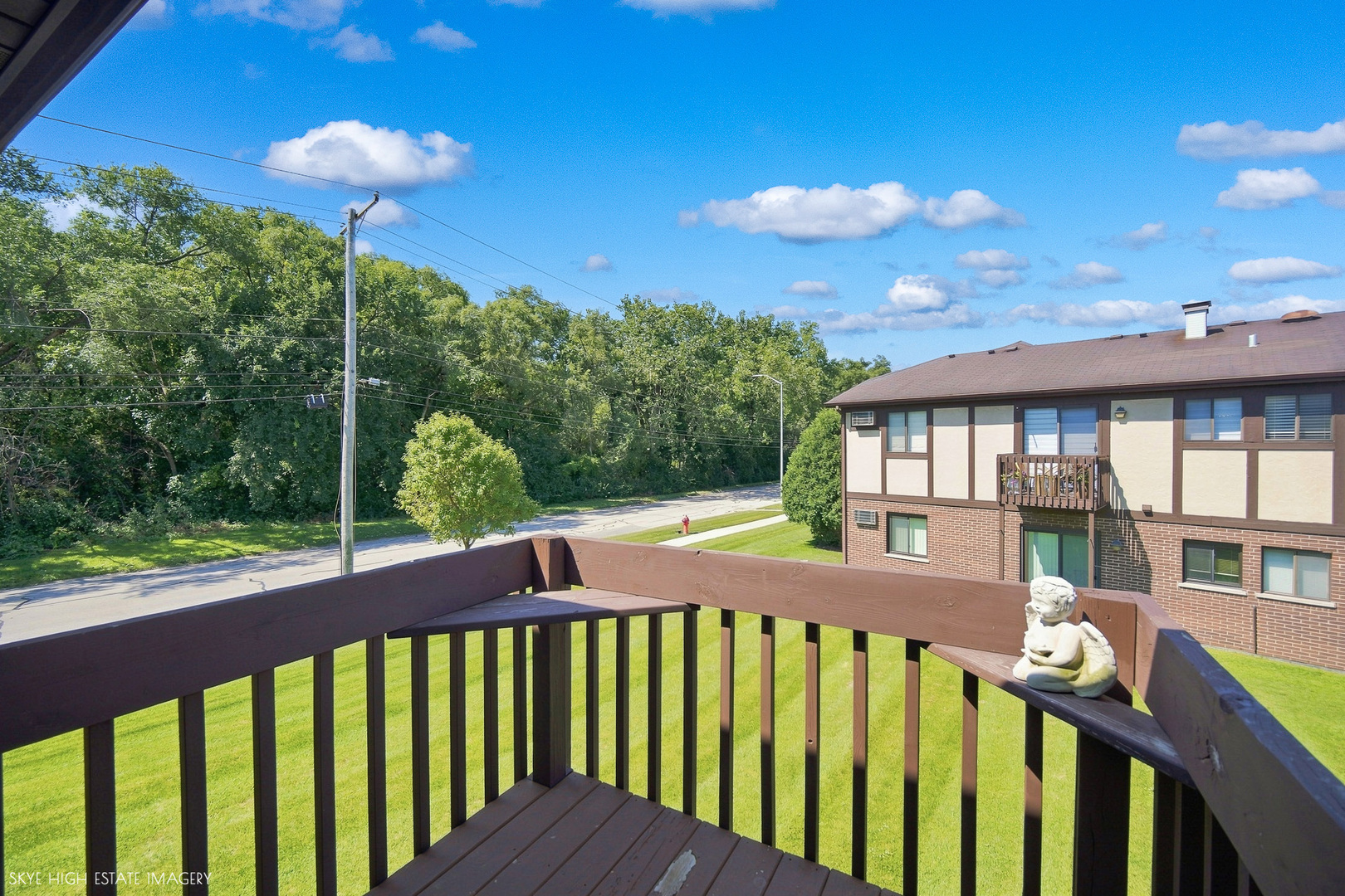 4580 W 131st Street Unit: 2S