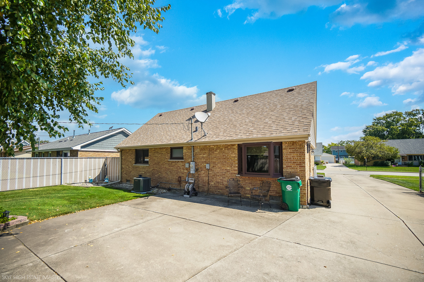 8724 Cranbrook Lane