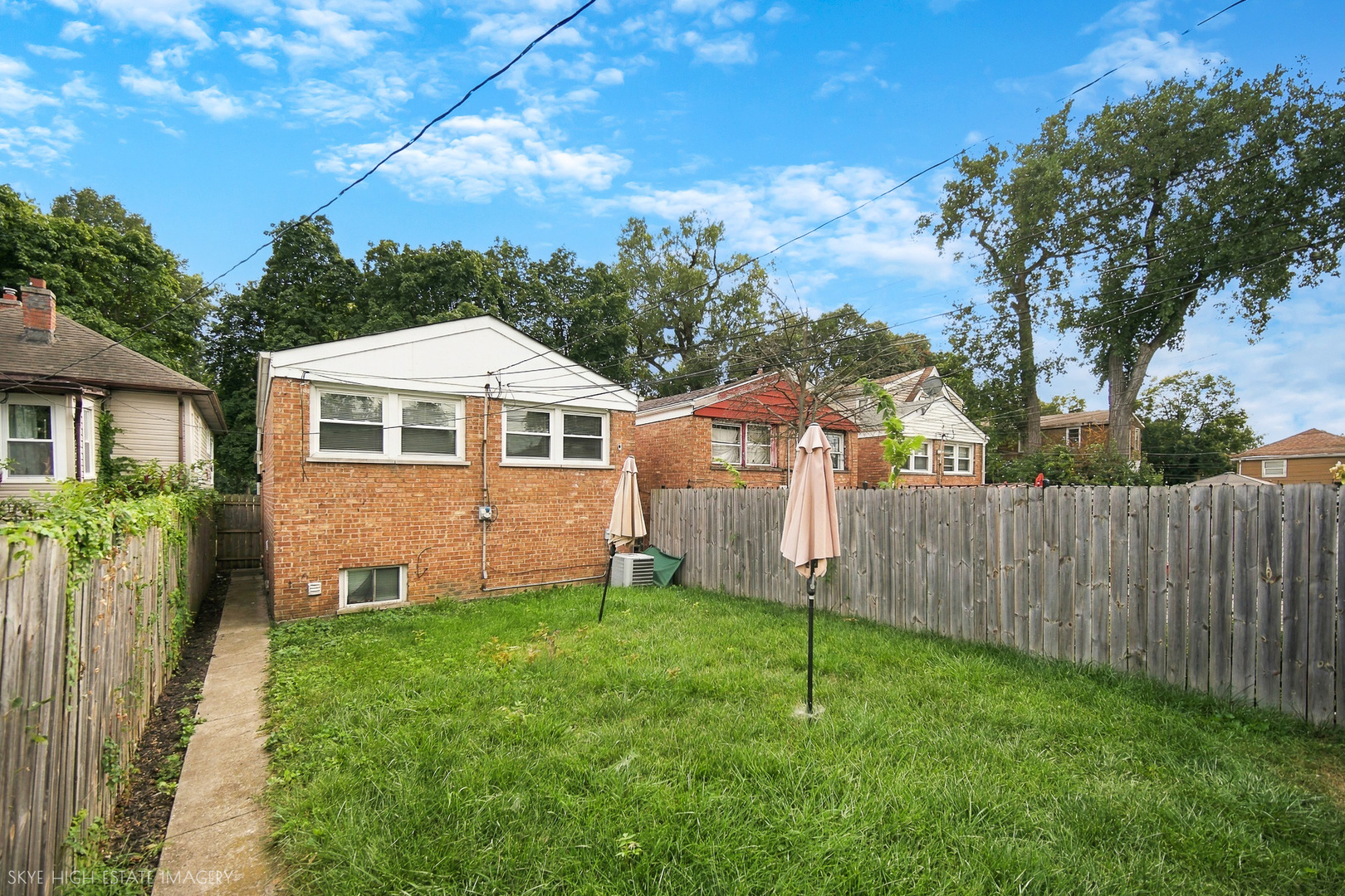 1238 W 112th Place