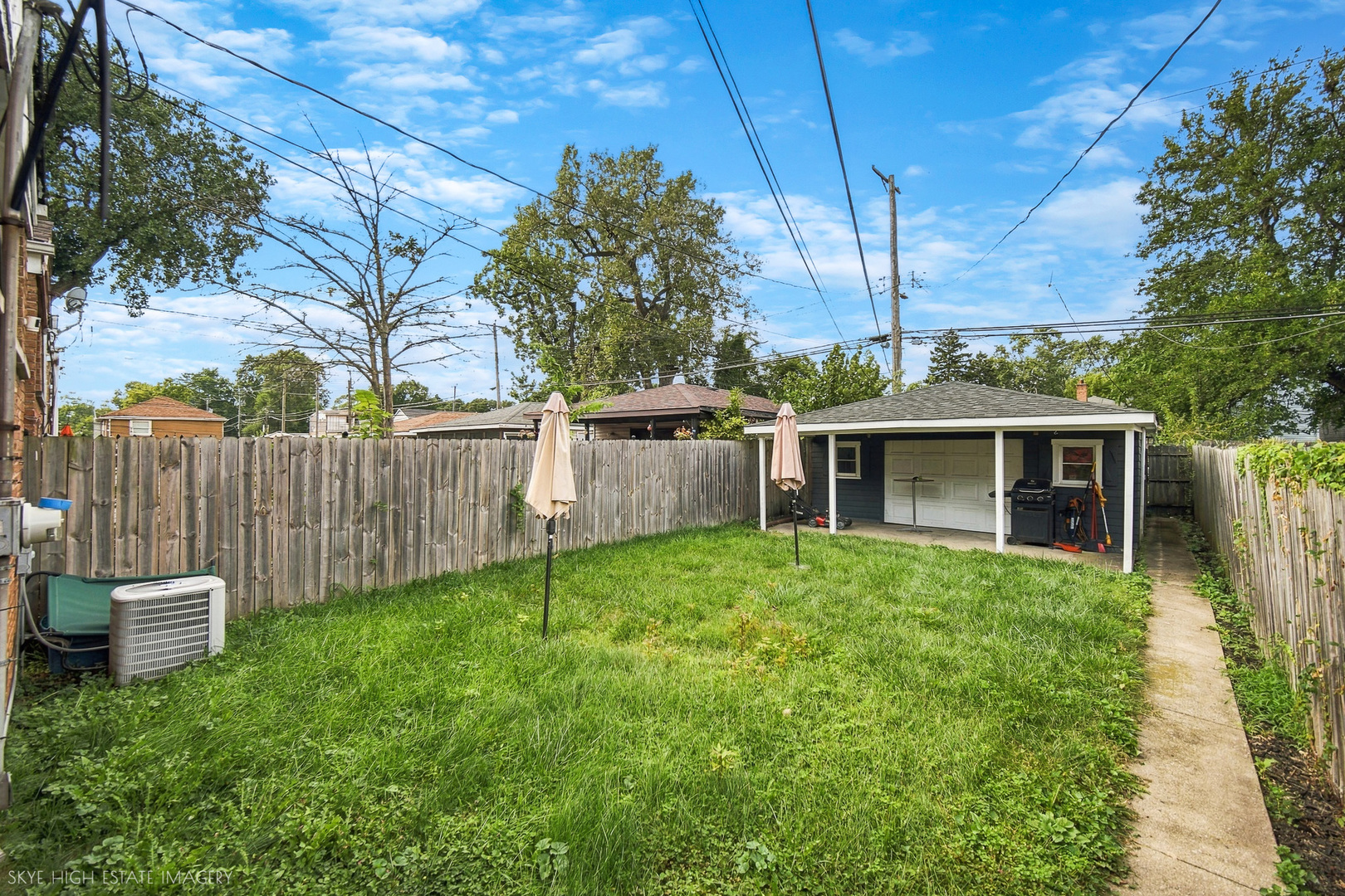 1238 W 112th Place