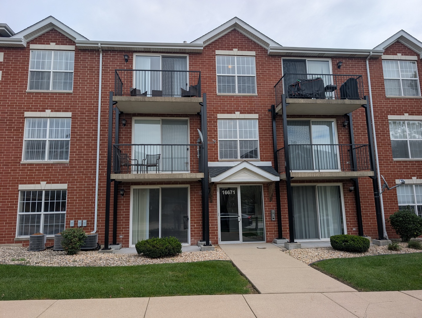 16671 Liberty Circle Unit: 1N