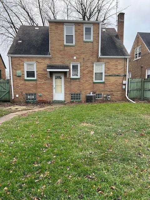 1035 River Drive