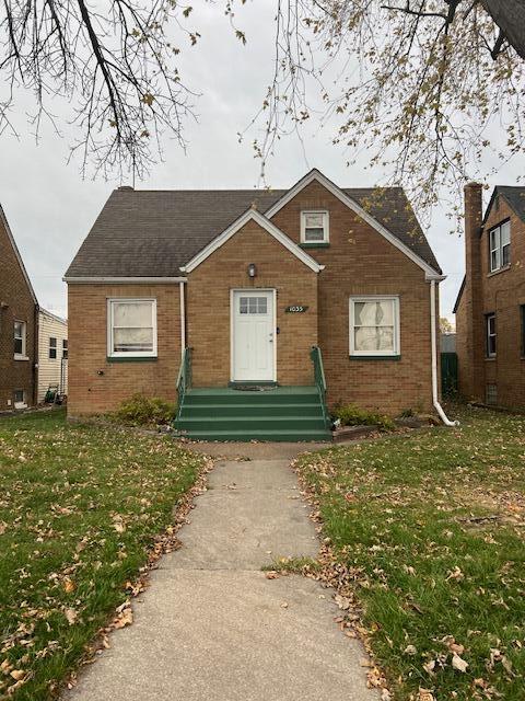 1035 River Drive
