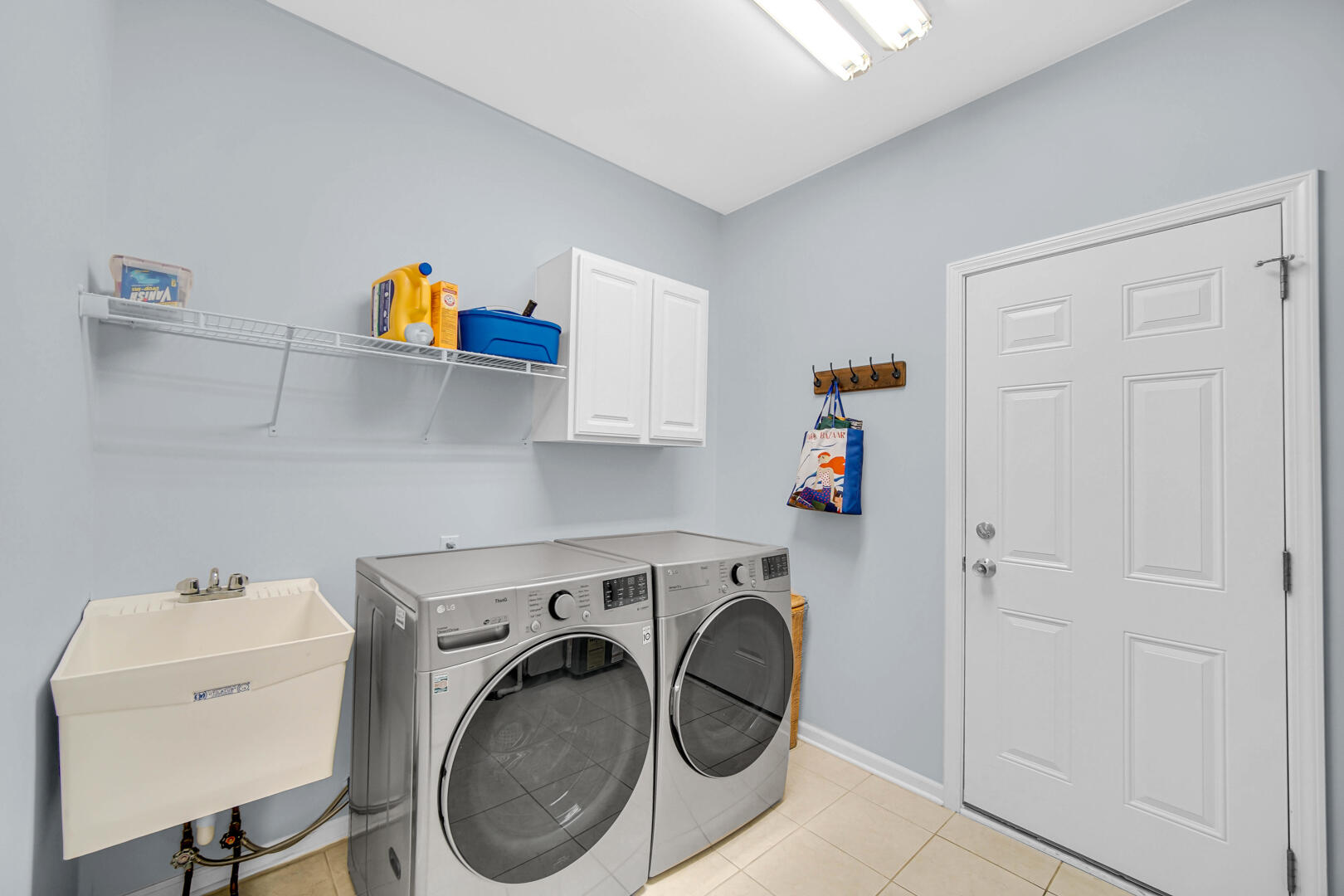 1816 Saturday Evening Avenue