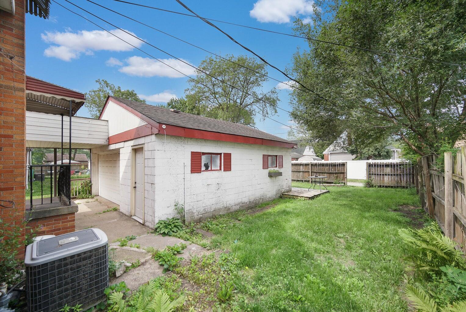 7230 Mclaughlin Avenue