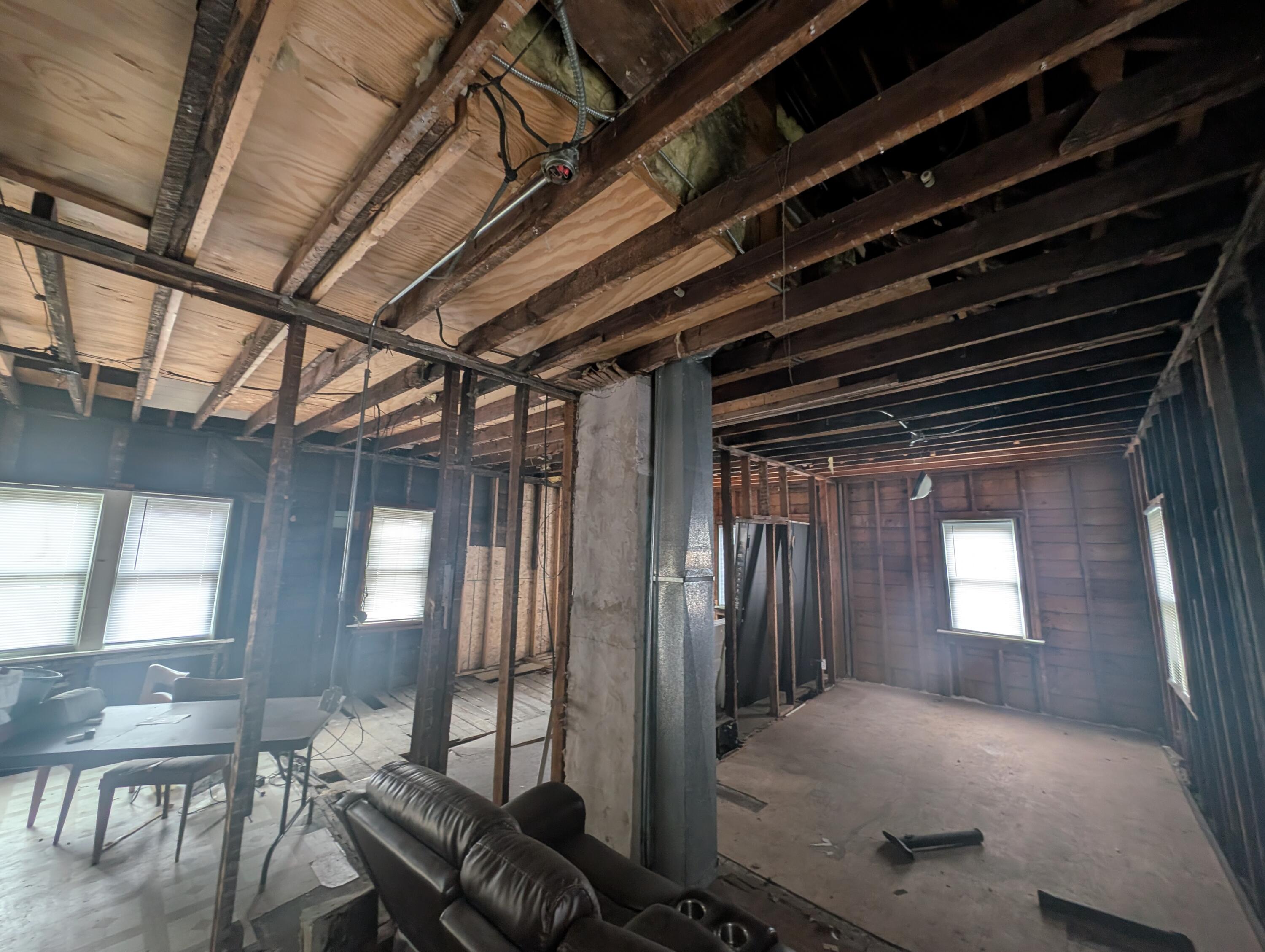 4415 Sheffield Avenue