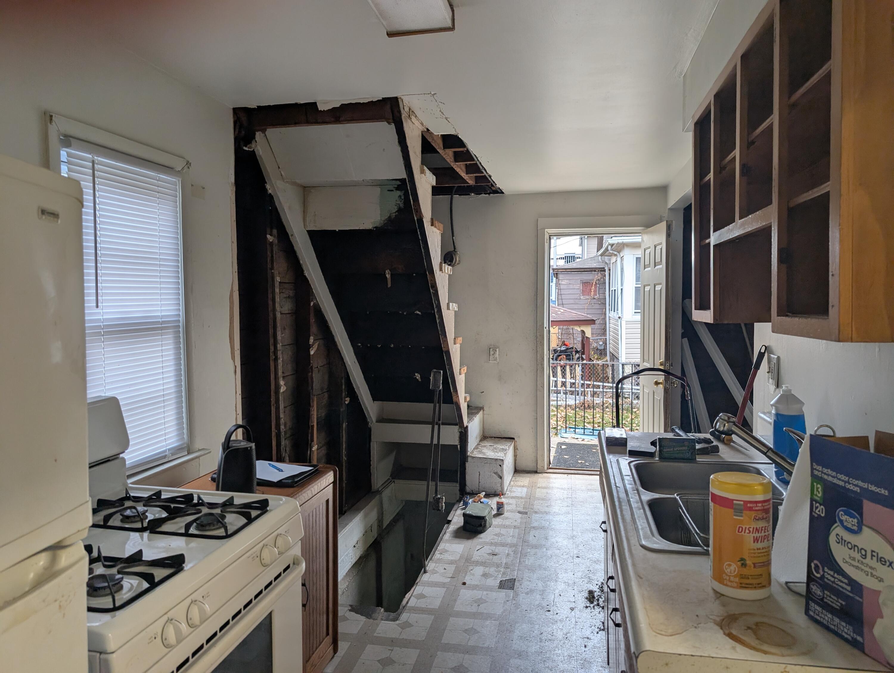 4415 Sheffield Avenue