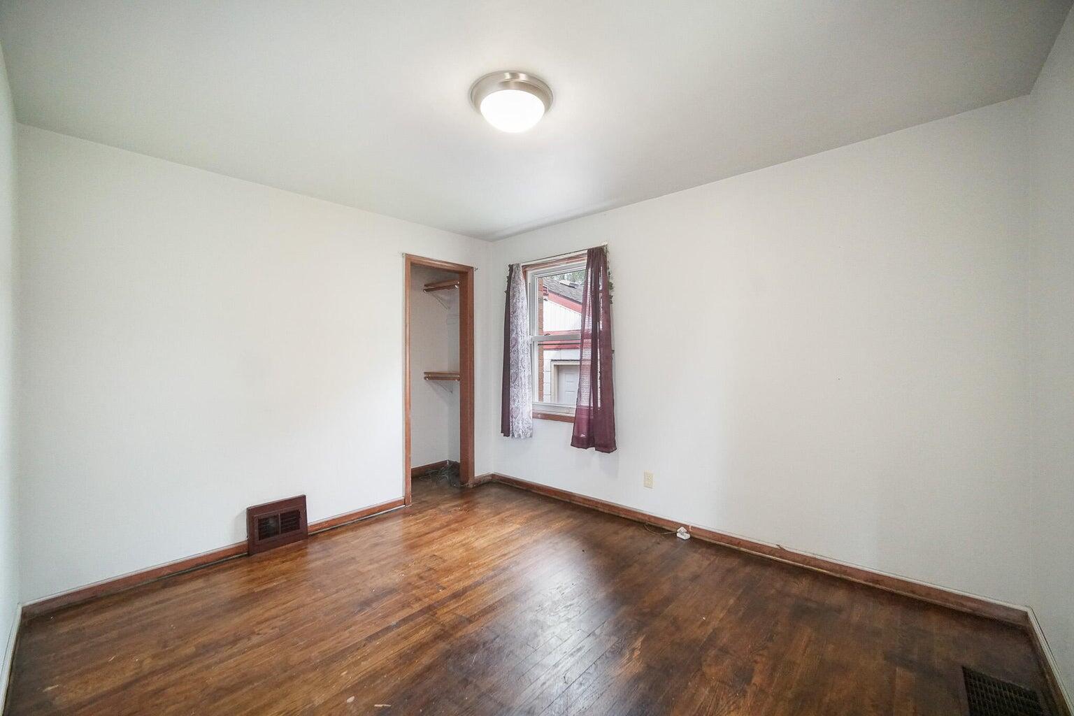 7230 Mclaughlin Avenue