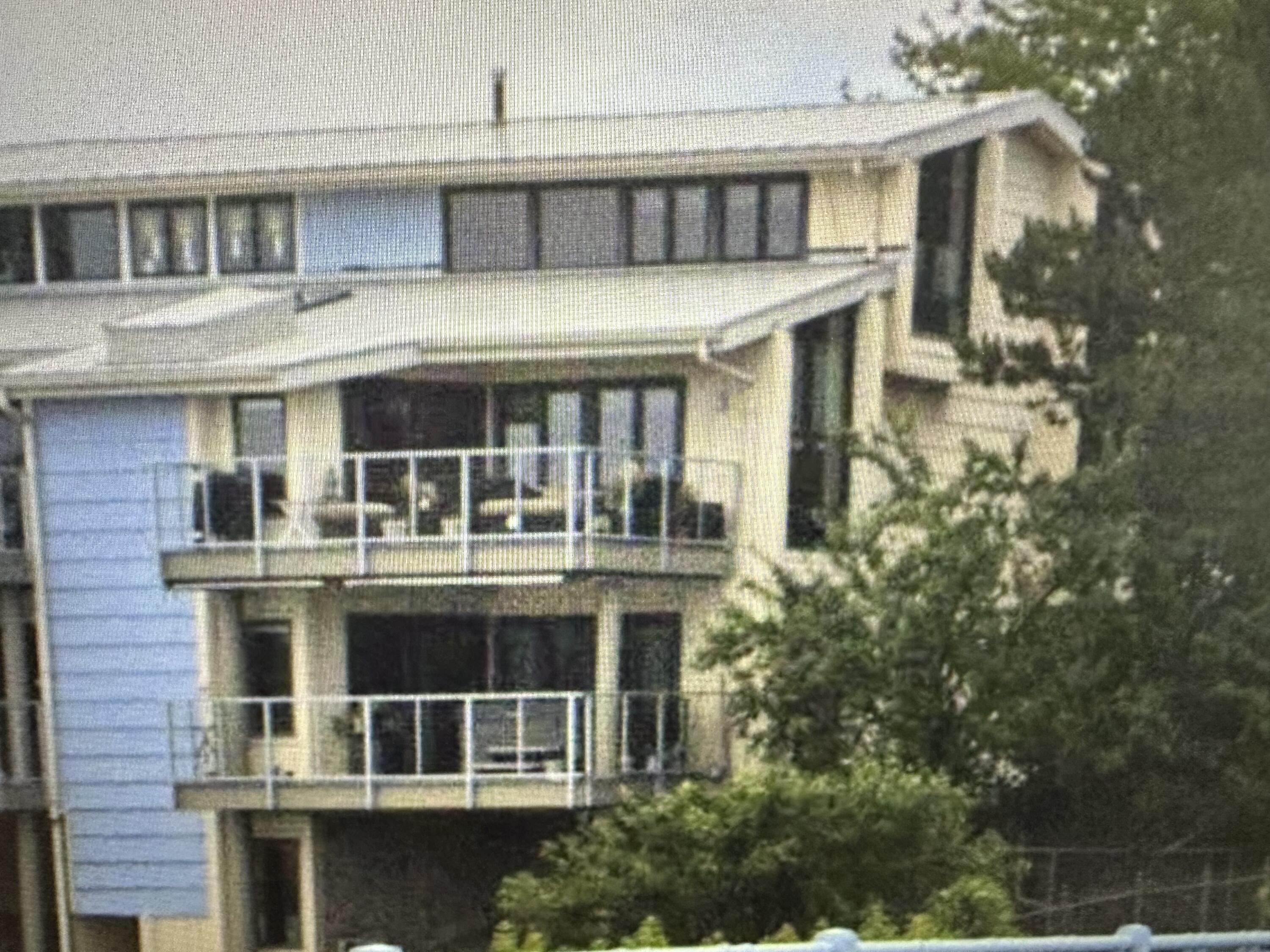 1 Marine Drive Unit: 1&3