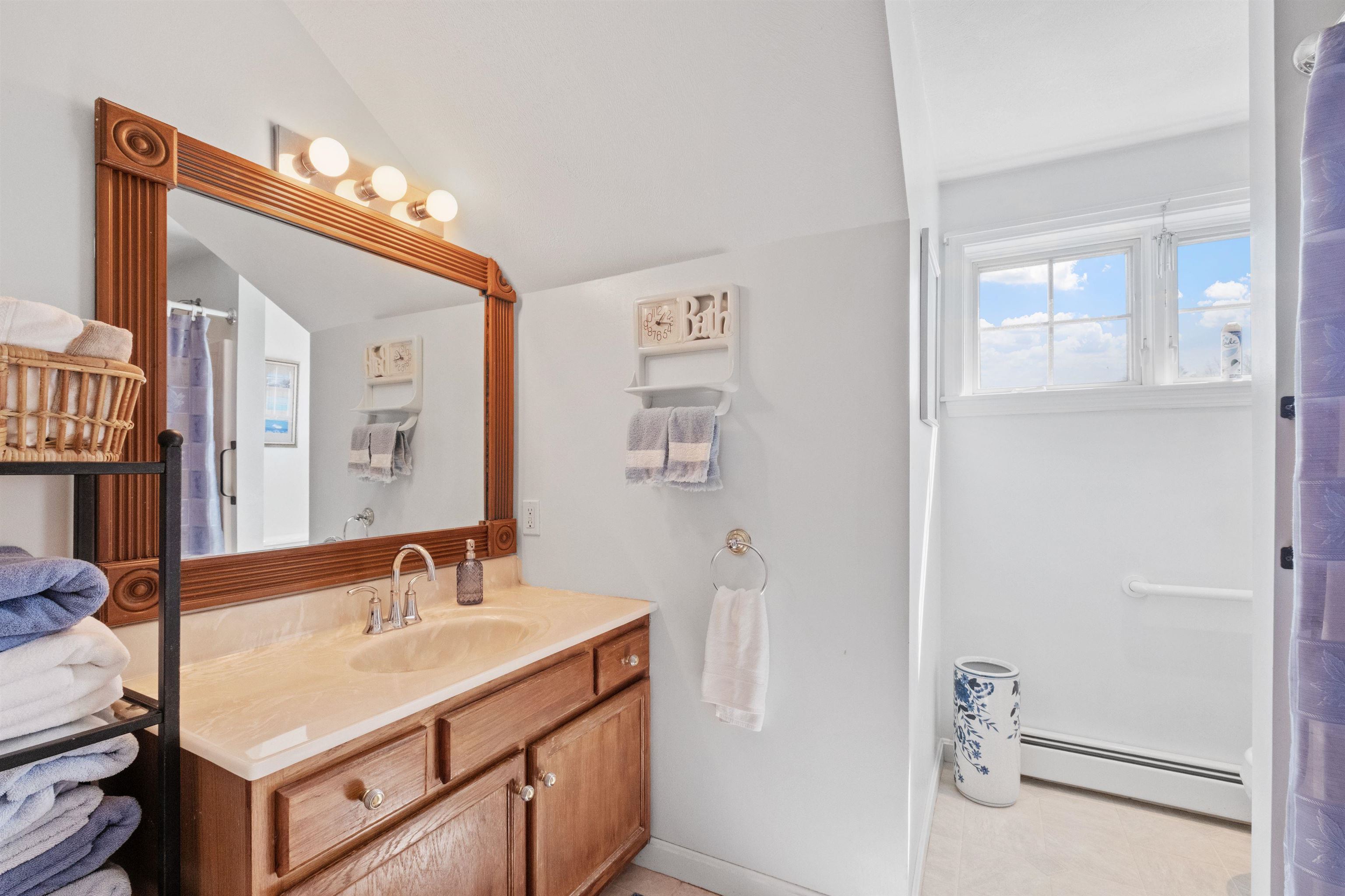 34 Coles Way Unit: 34
