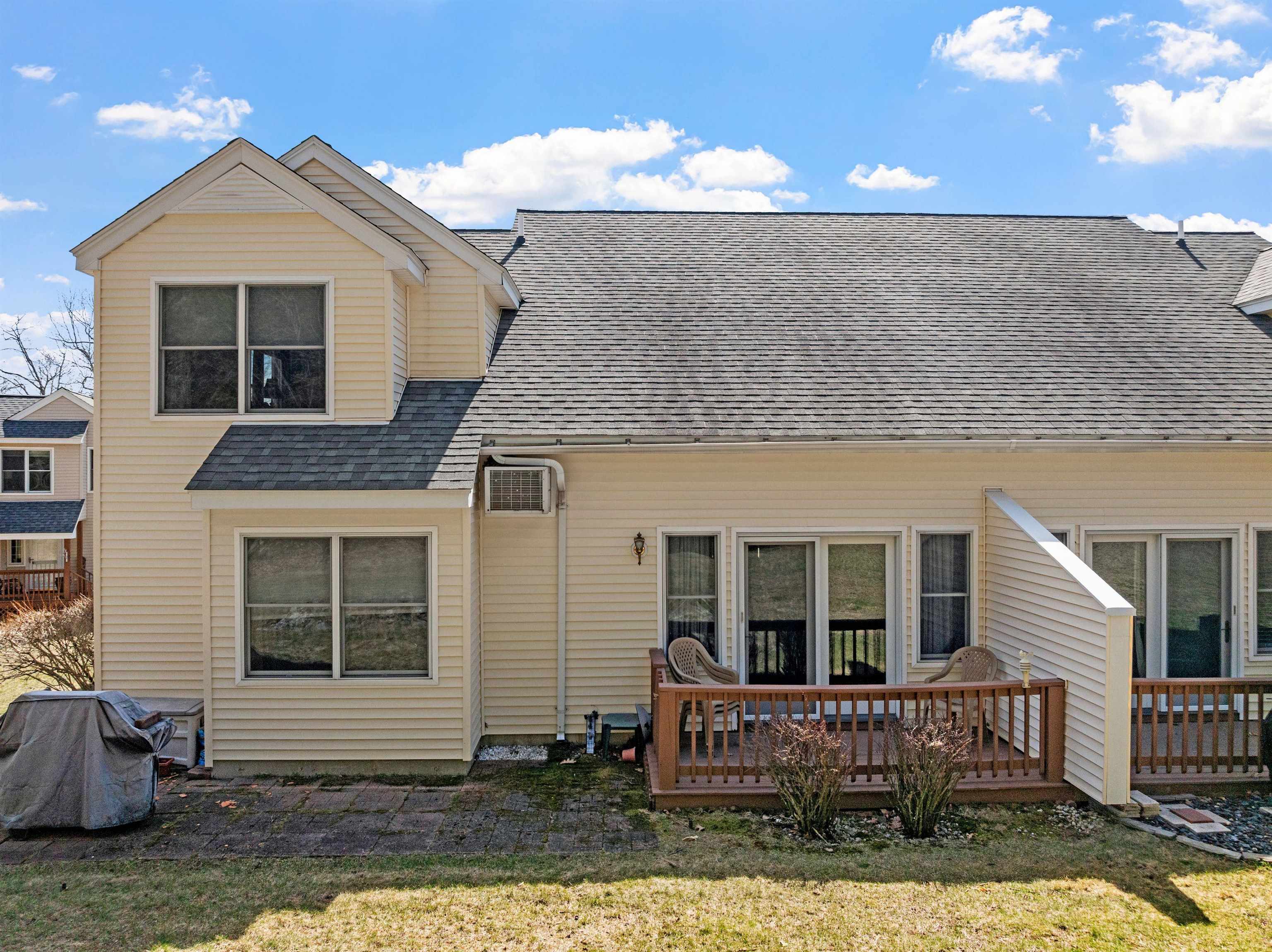 34 Coles Way Unit: 34