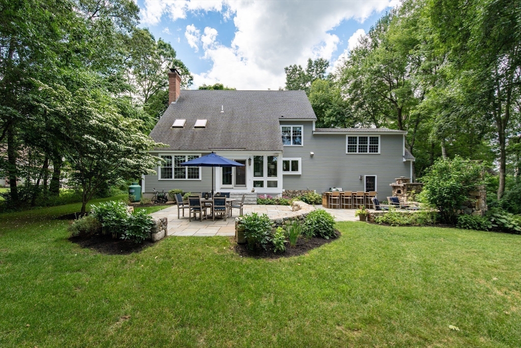 19 River Meadow Drive