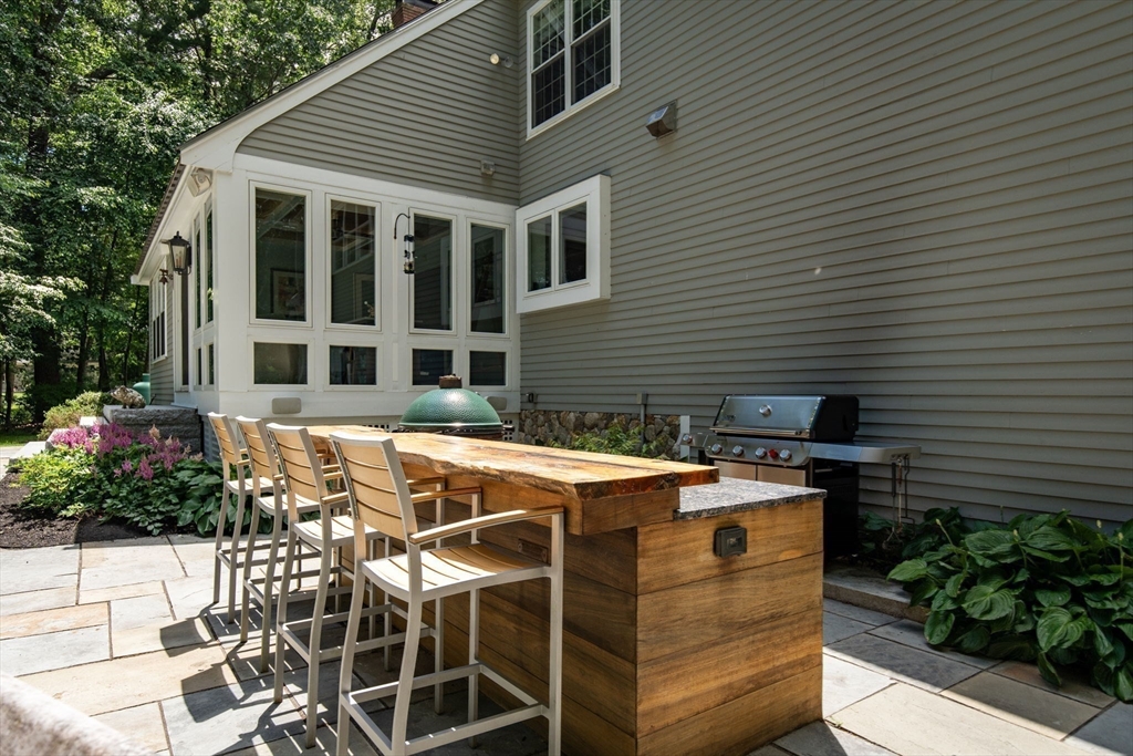 19 River Meadow Drive
