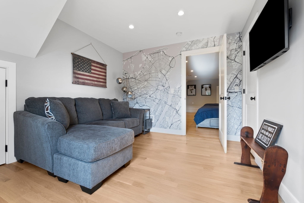 2 William Griffin Way - Represented Buyer