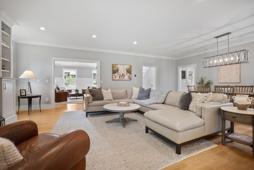 2 William Griffin Way - Represented Buyer