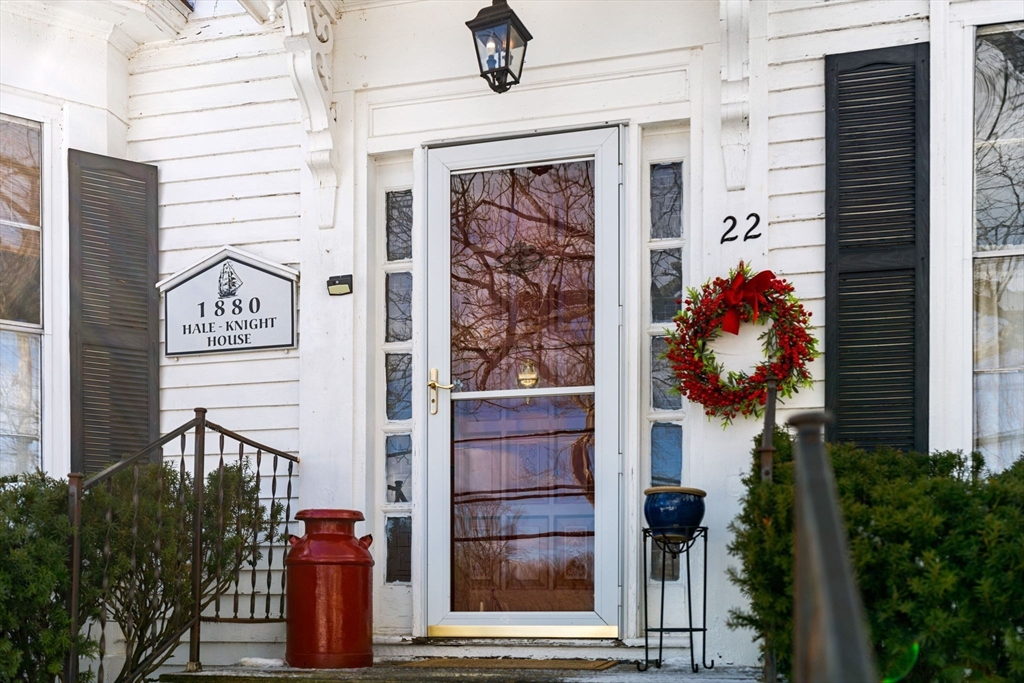 22 High Rd