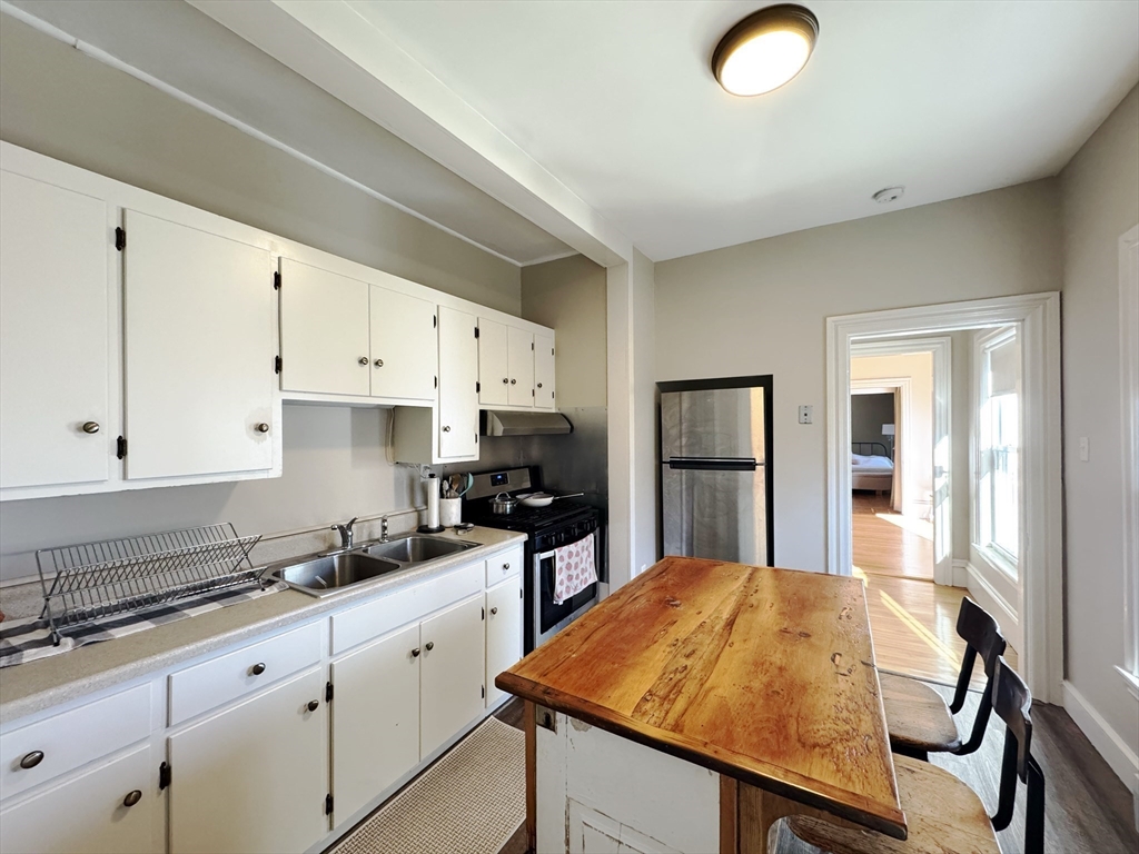 5 Summit Place Rear # 3