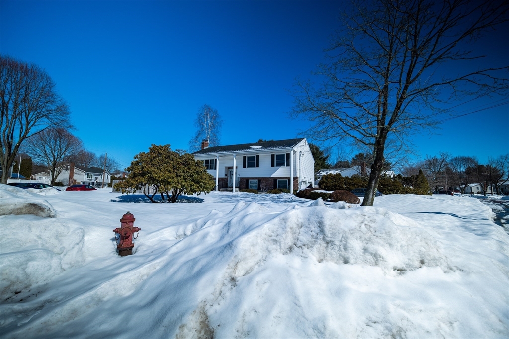 12 Stewart Ln