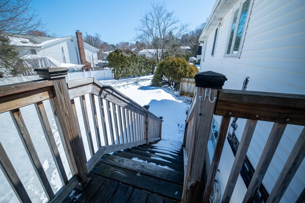 12 Stewart Ln