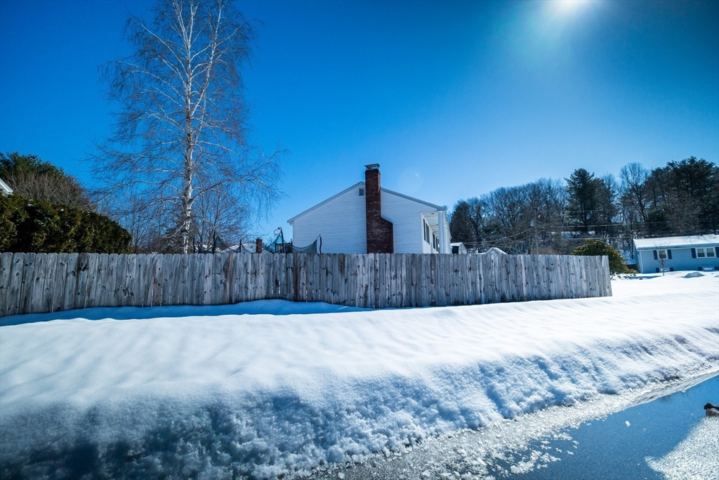 12 Stewart Ln